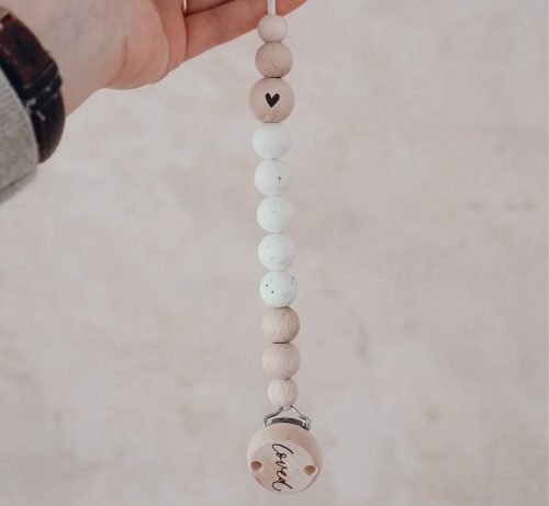 hintsundkunst_schnullerkette_loved4